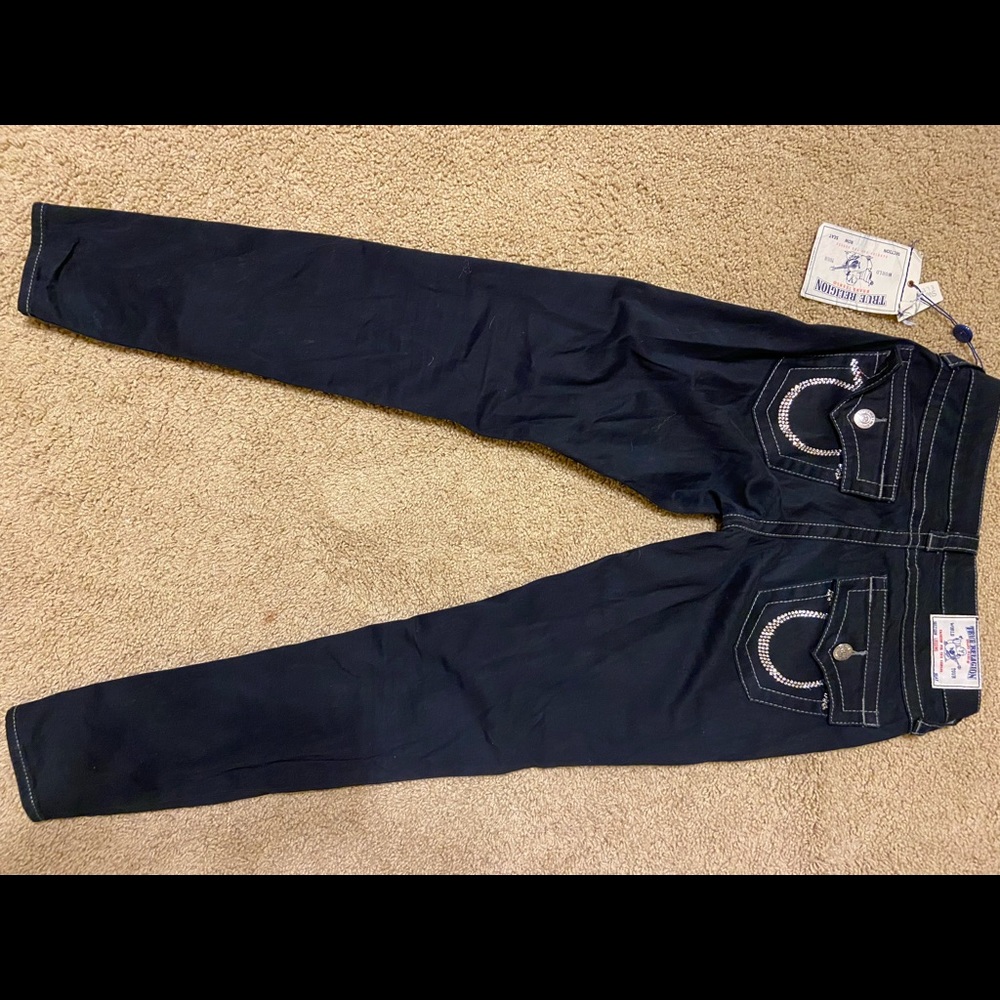 True Religion - Picture 3 of 5